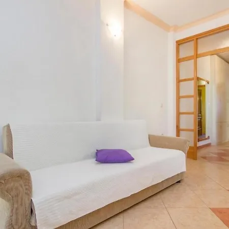 Klaric Apartment *