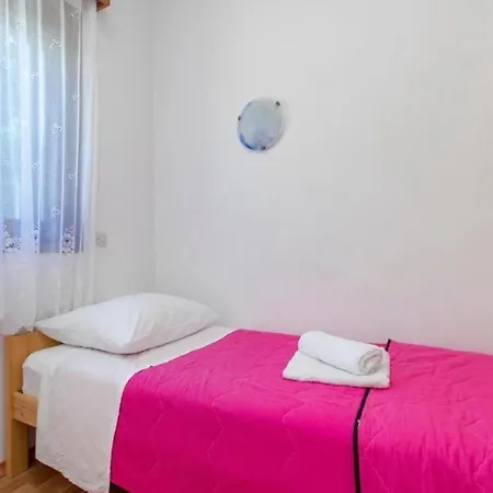 Klaric Apartment *