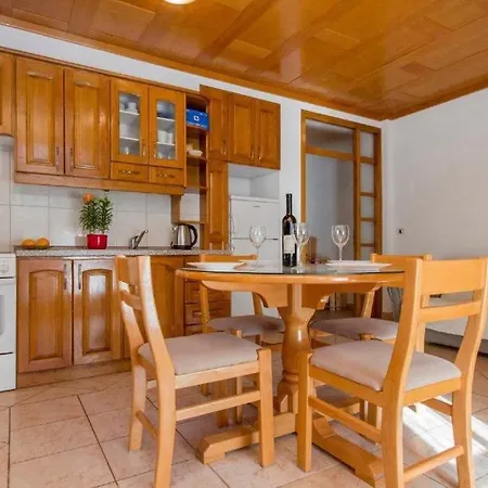 Apartment Klaric *